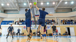 В Нарьян-Маре стартовал турнир на кубок главы Нарьян-Мара по волейболу