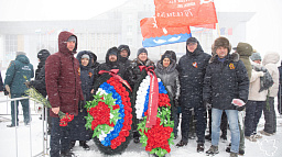 Сотрудники городской администрации почтили память участников Великой Отечественной войны