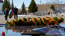Глава Нарьян-Мара почтил память героев Великой Отечественной войны