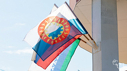 Жителей Заполярного района поздравили с Днем герба и флага
