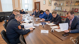 В администрации обсудили обеспечение безопасности на период майских праздников